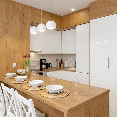 Jantar Apartamenty - Osiedle Bursztynowe II Kołobrzeg Kültér fotó